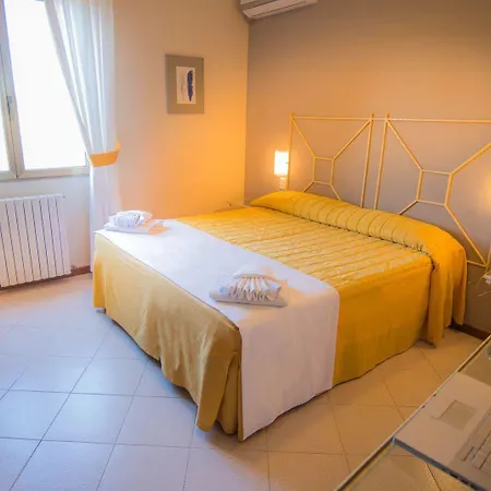 Europa Hotel 3*