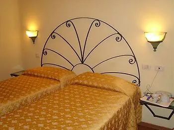 Europa Hotel 3*
